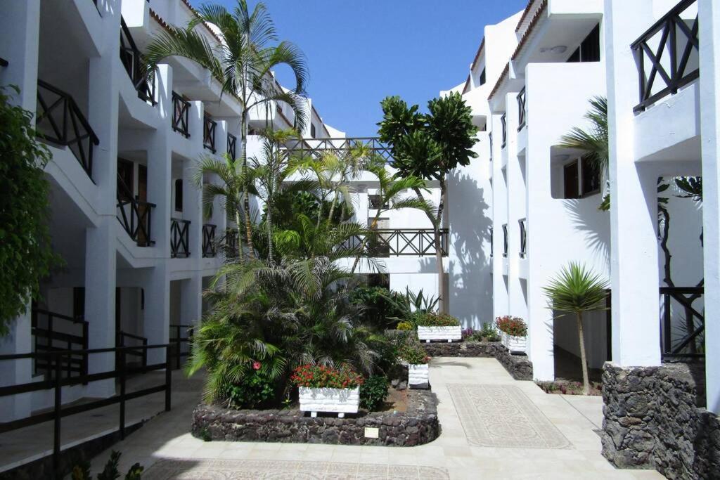 2 Bedrooms Playa Las Americas Parque Santiago I Heated Pool プラヤ・デ・ラス・アメリカス エクステリア 写真