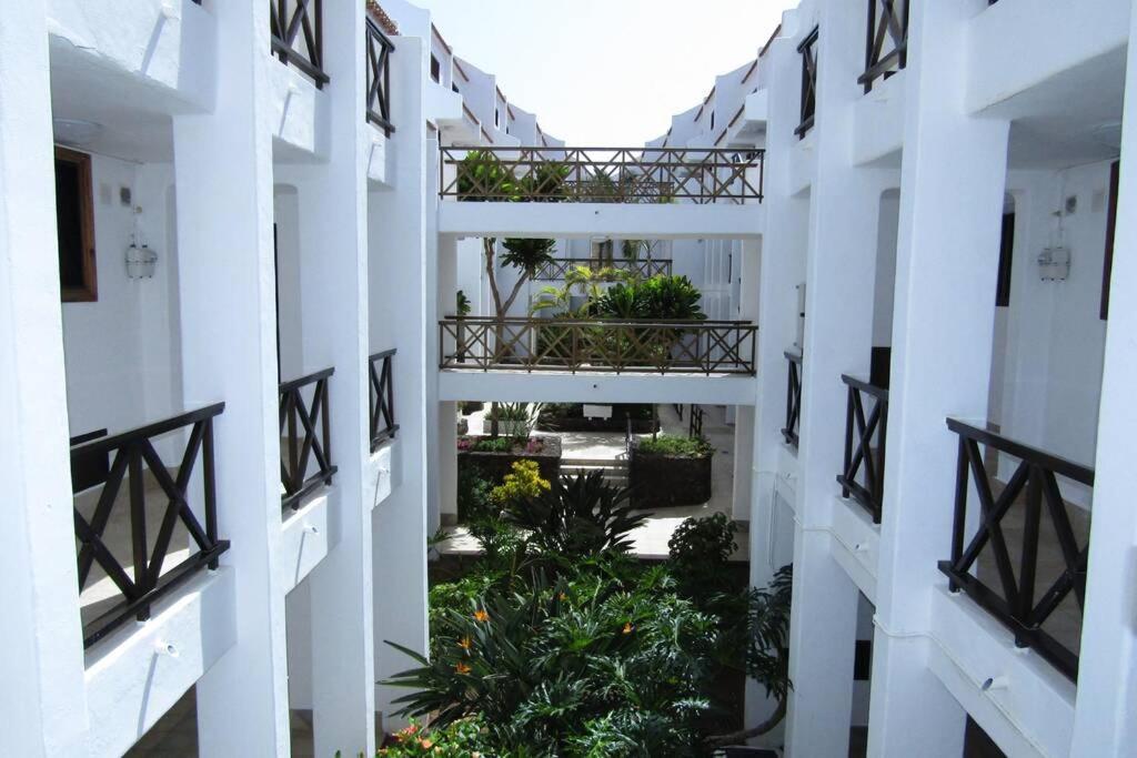 2 Bedrooms Playa Las Americas Parque Santiago I Heated Pool プラヤ・デ・ラス・アメリカス エクステリア 写真